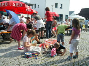 Jung und Alt feiern mit